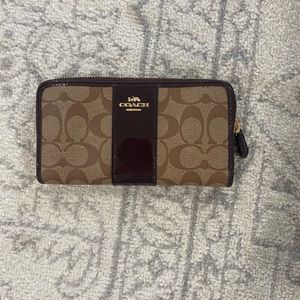 *Brand New* Brown Coach Wallet
